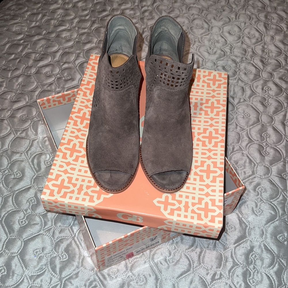 Wedges - Picture 2 of 4